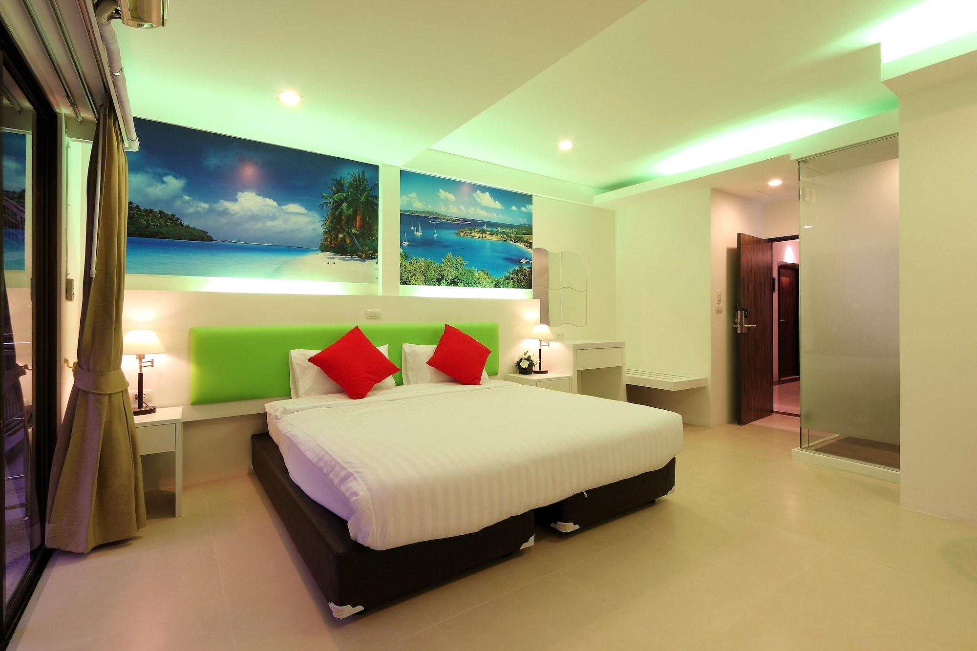 Armoni Patong Beach Hotel Exterior photo